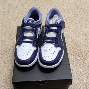 New Nike Air Jordan 1 Low Flyease (GS) Kids Purple and White Sneakers